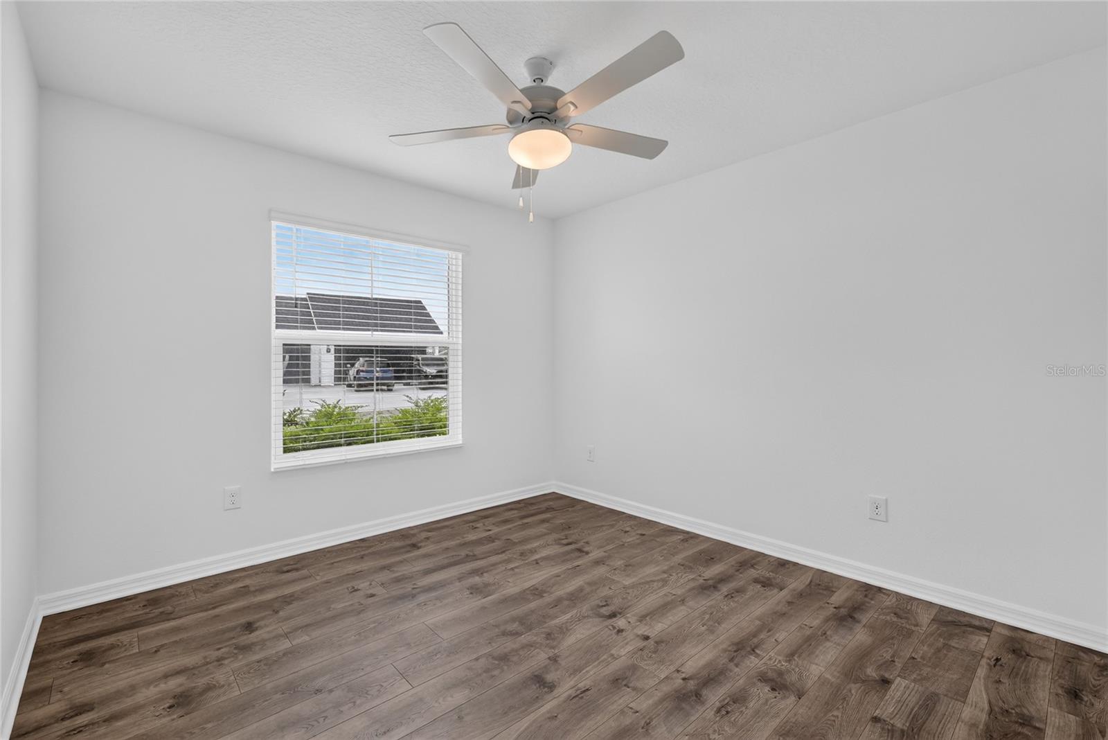7262 Middleton Dr Property Photo 32