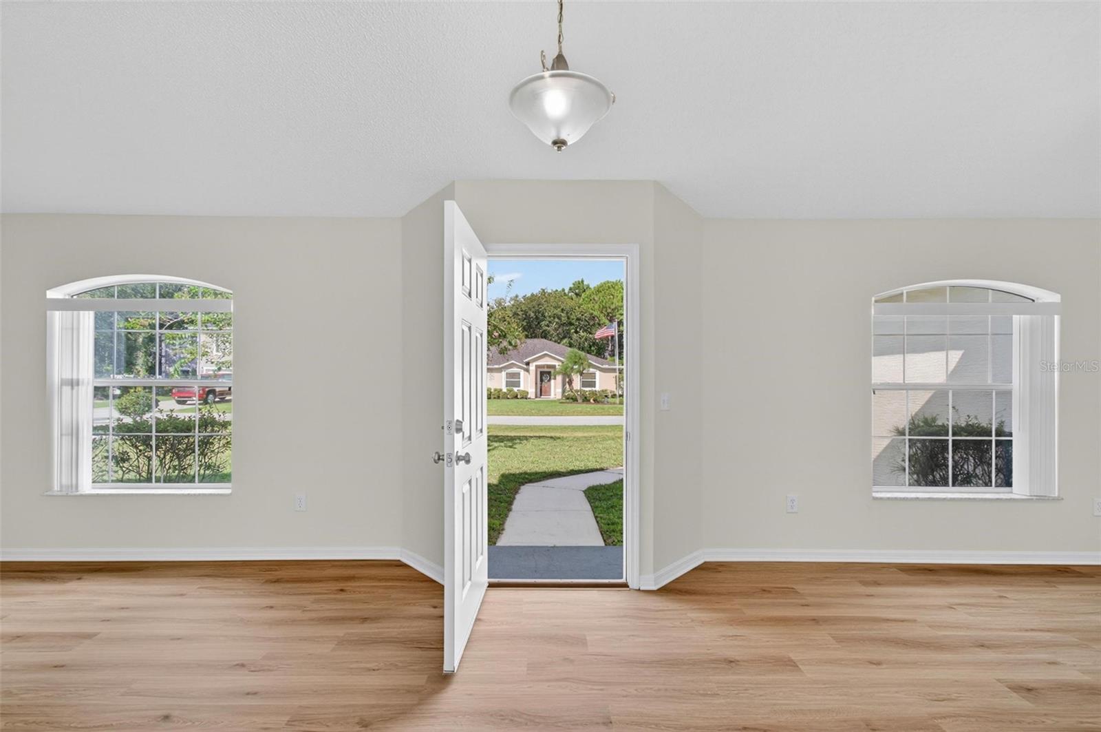 26 Felshire Ln Property Photo 7