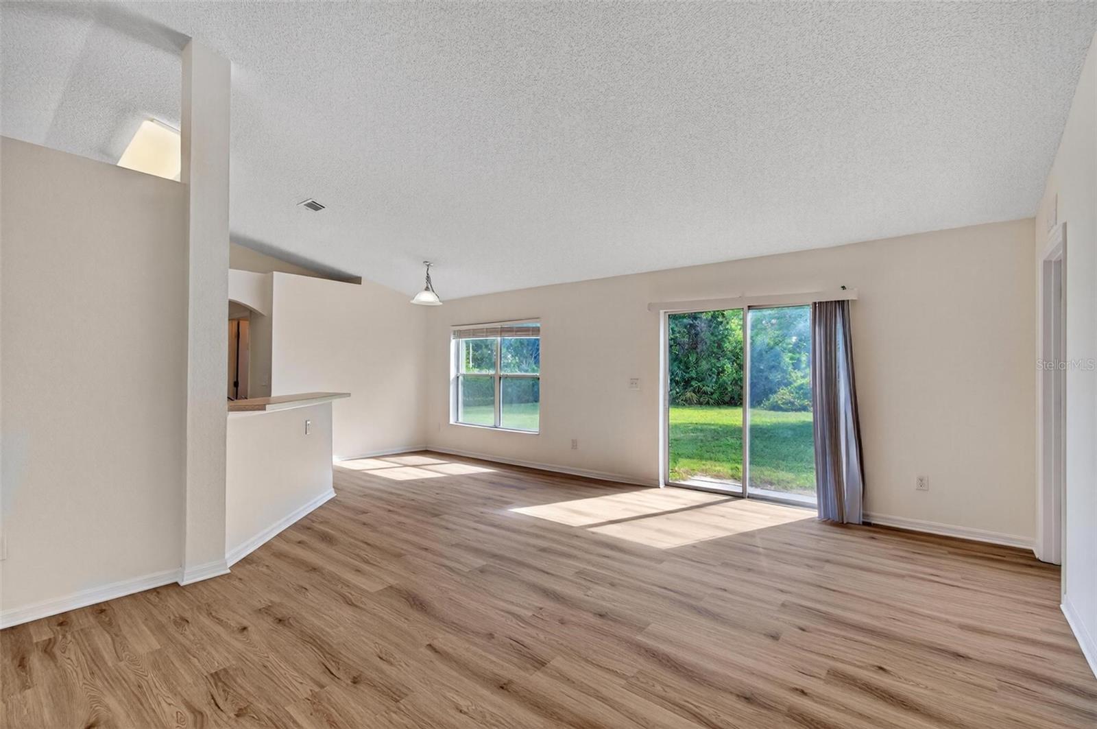 26 Felshire Ln Property Photo 16