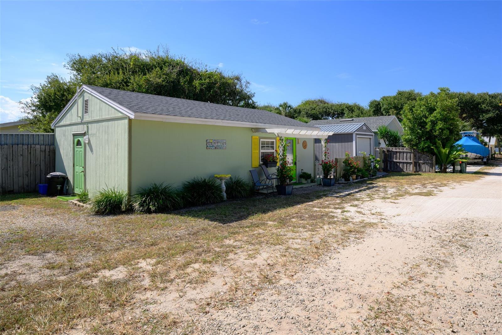 1523 S Daytona Ave Property Photo 49