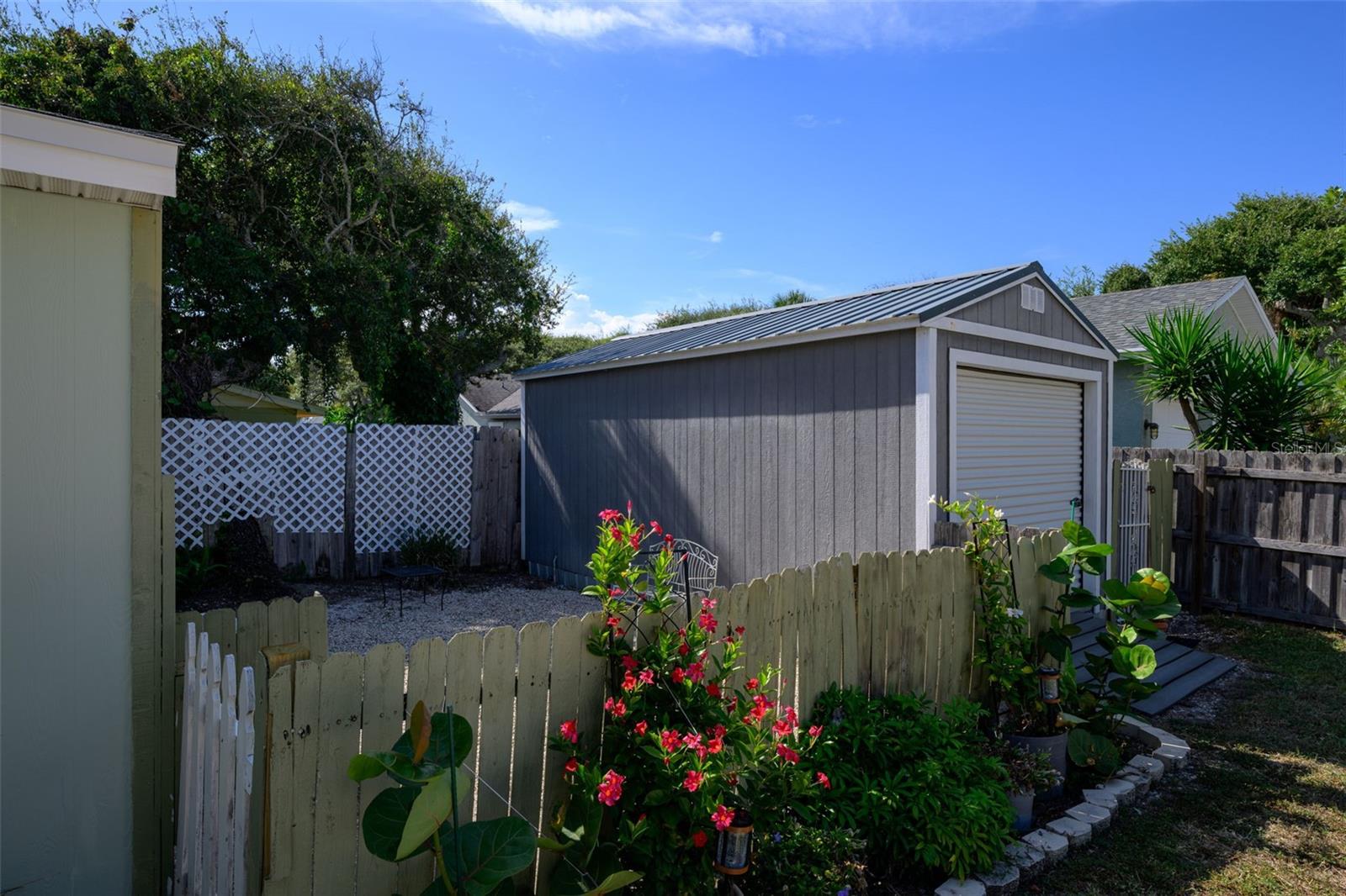1523 S Daytona Ave Property Photo 50