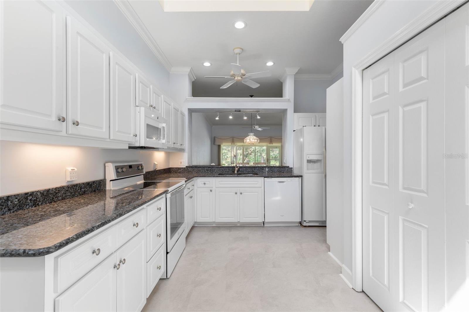 1128 Glengad Run Property Photo 15