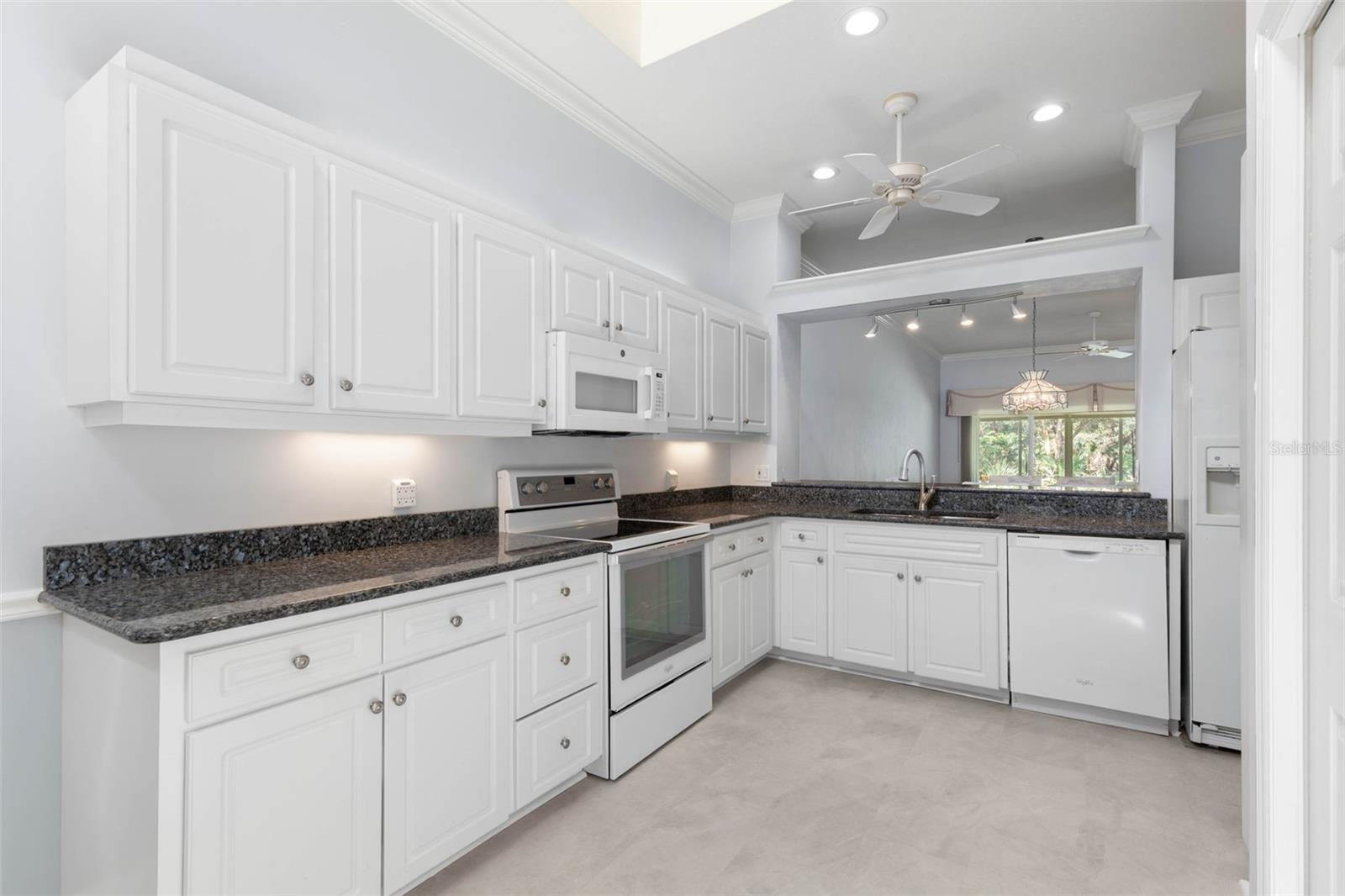 1128 Glengad Run Property Photo 16