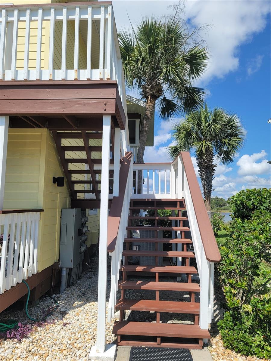 1011 Ocean Marina Ln Property Photo 2