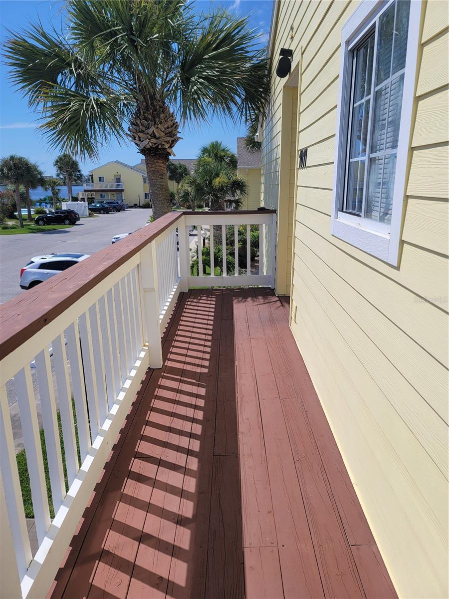 1011 Ocean Marina Ln Property Photo 3