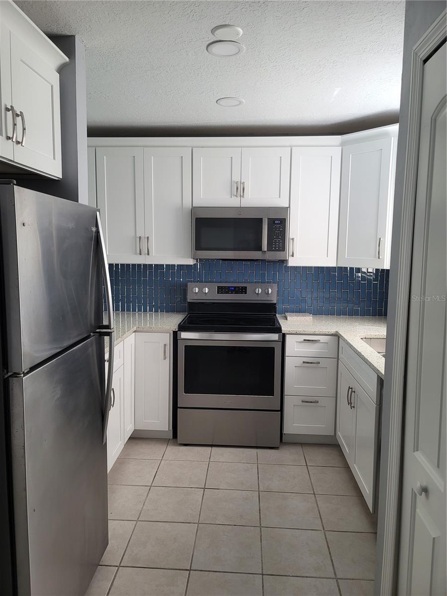 1011 Ocean Marina Ln Property Photo 5