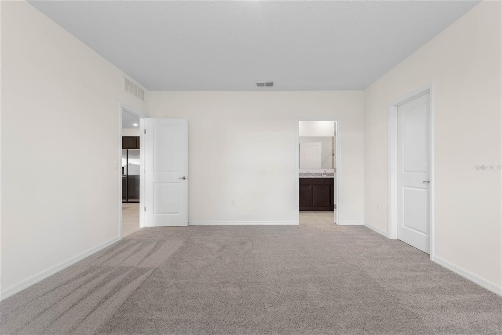 73 Forest Hill Dr Property Photo 4