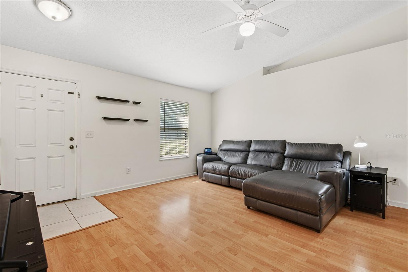 18 Slipper Flower Path E Property Photo 3