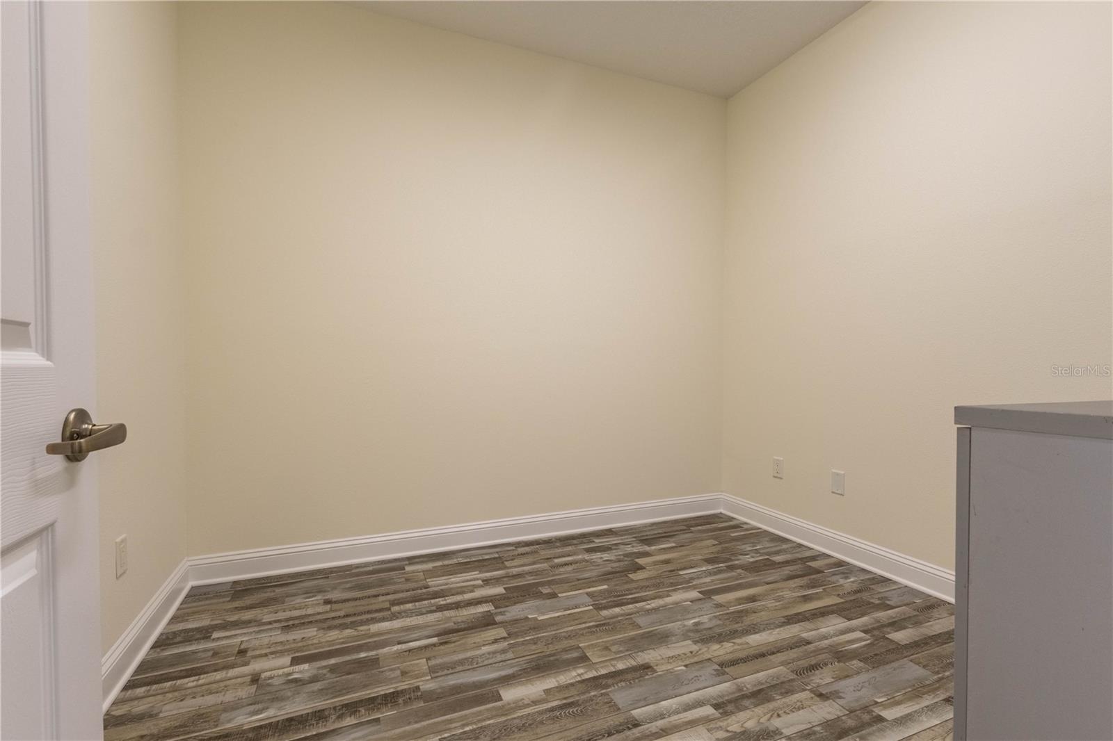 389 Palm Coast Pkwy Sw #2 Property Photo 13