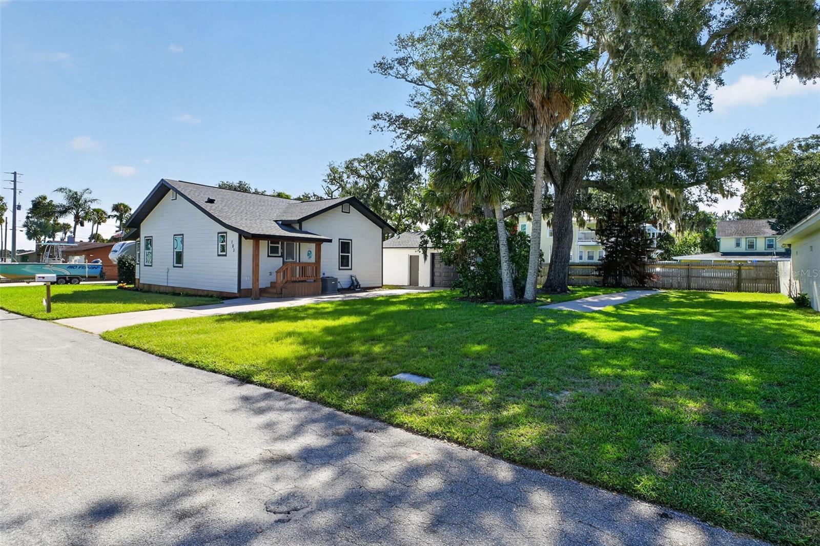 103 Park Cir Property Photo 7