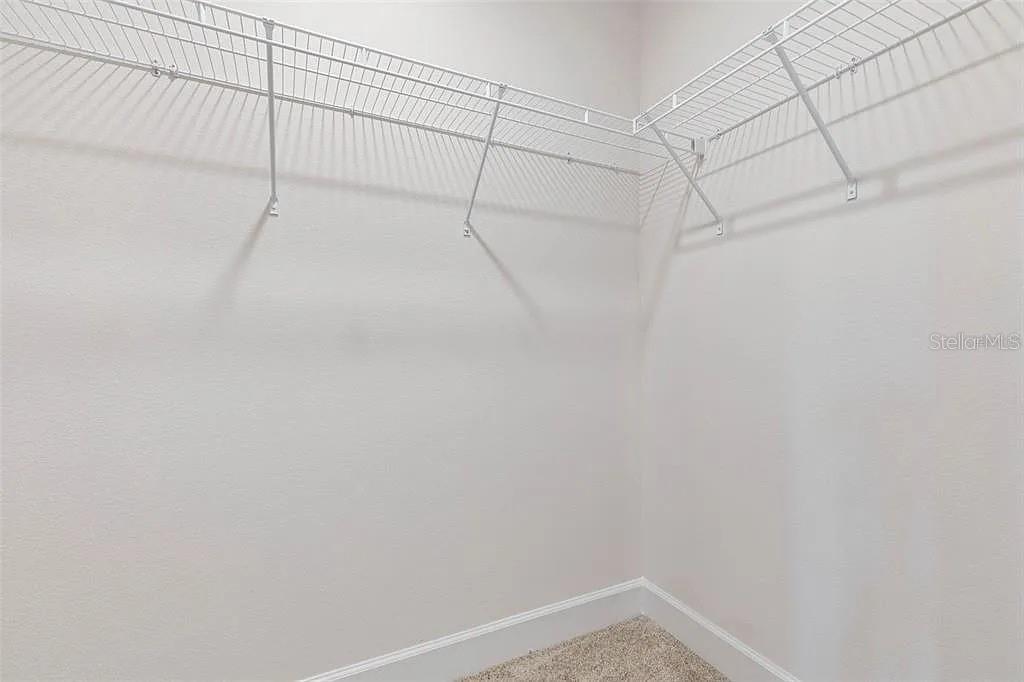 5 Randolph Dr Property Photo 2
