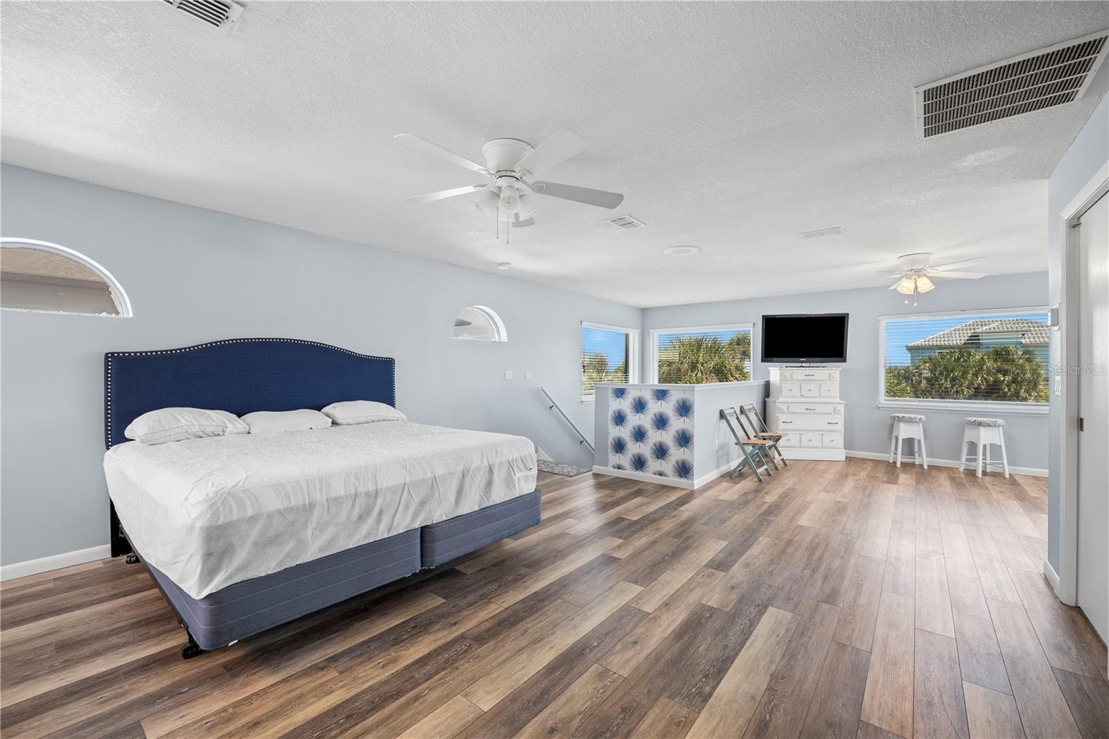 7094 N Ocean Shore Blvd Property Photo 6