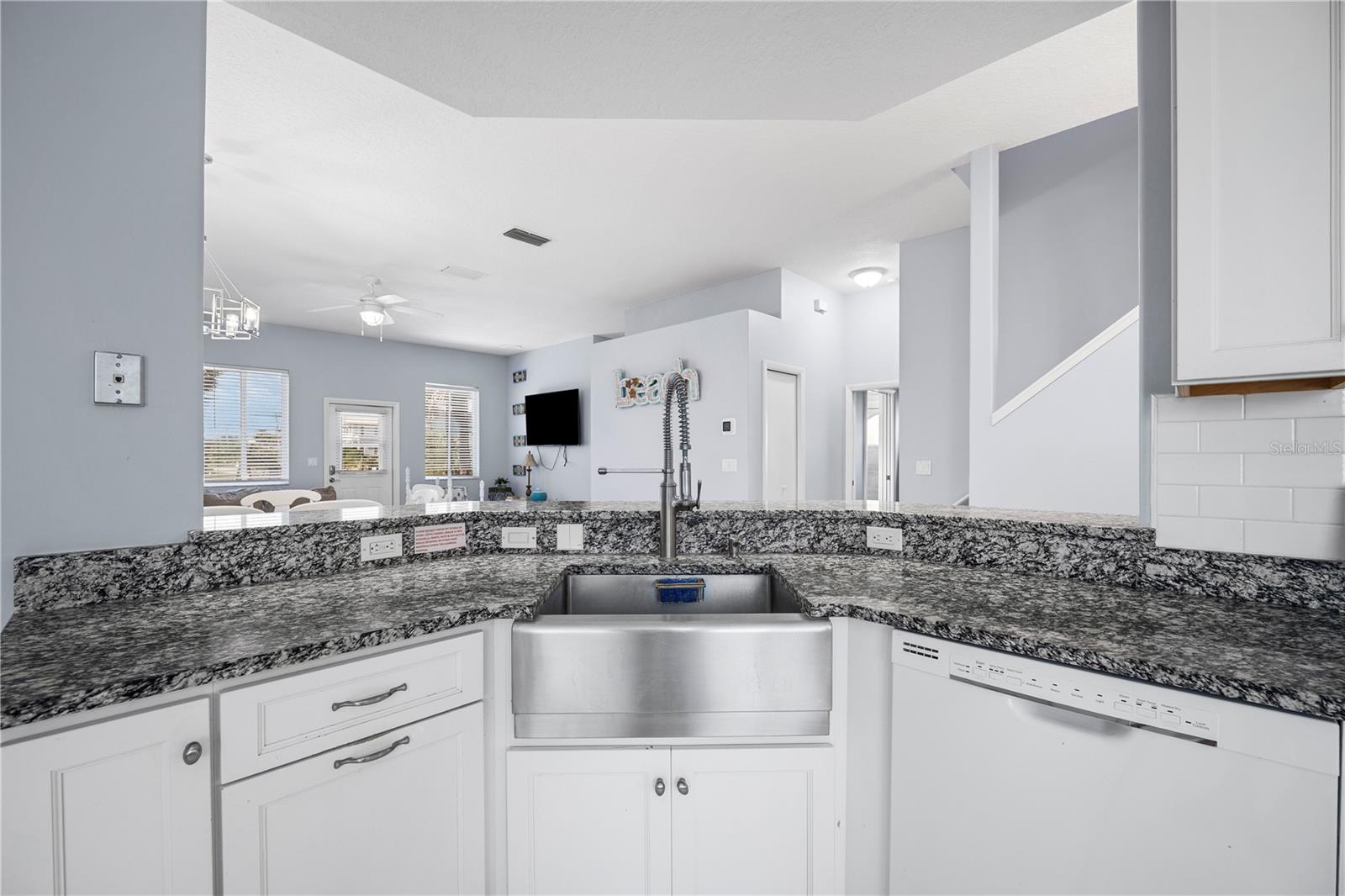 7094 N Ocean Shore Blvd Property Photo 19