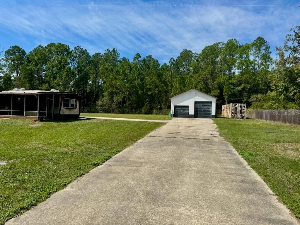 1542 Beech Blvd Property Photo 1