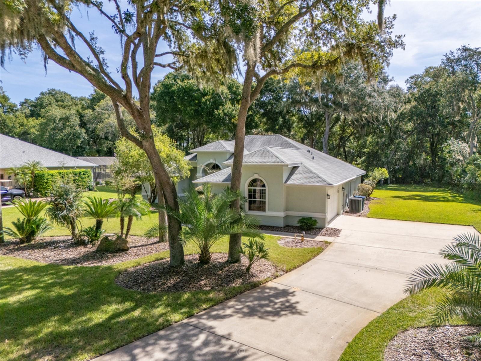 3755 Carrick Dr Property Photo 8