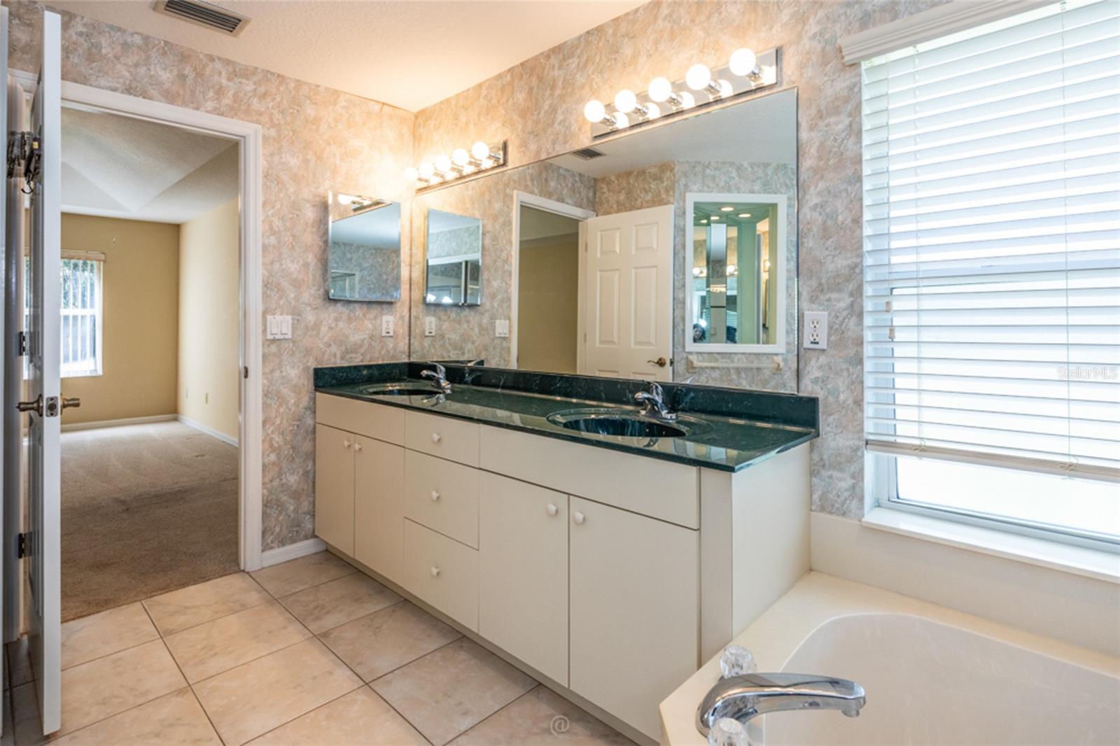 3755 Carrick Dr Property Photo 19