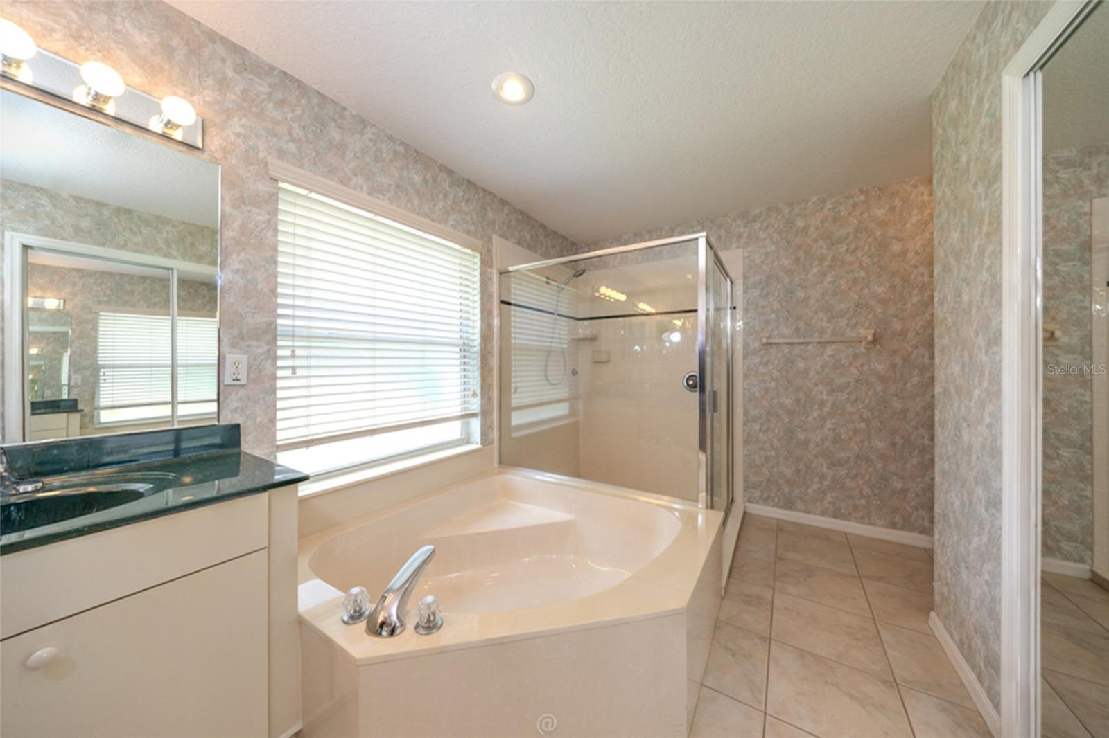 3755 Carrick Dr Property Photo 20