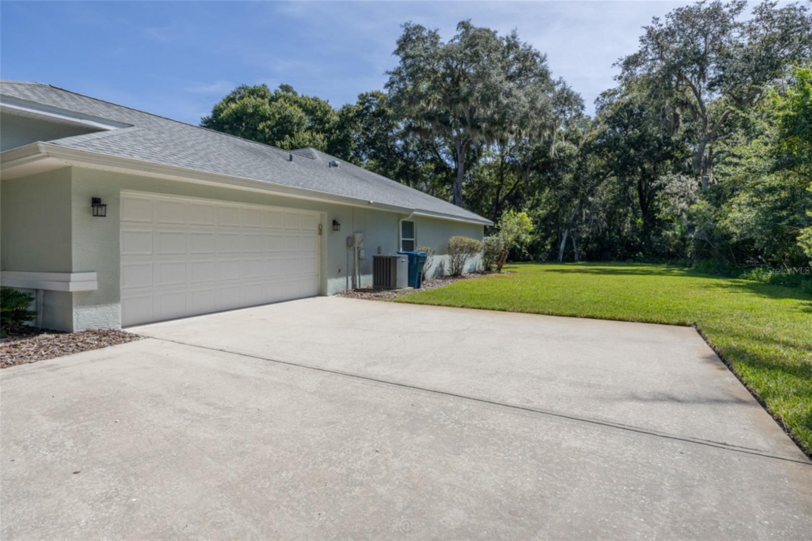 3755 Carrick Dr Property Photo 33