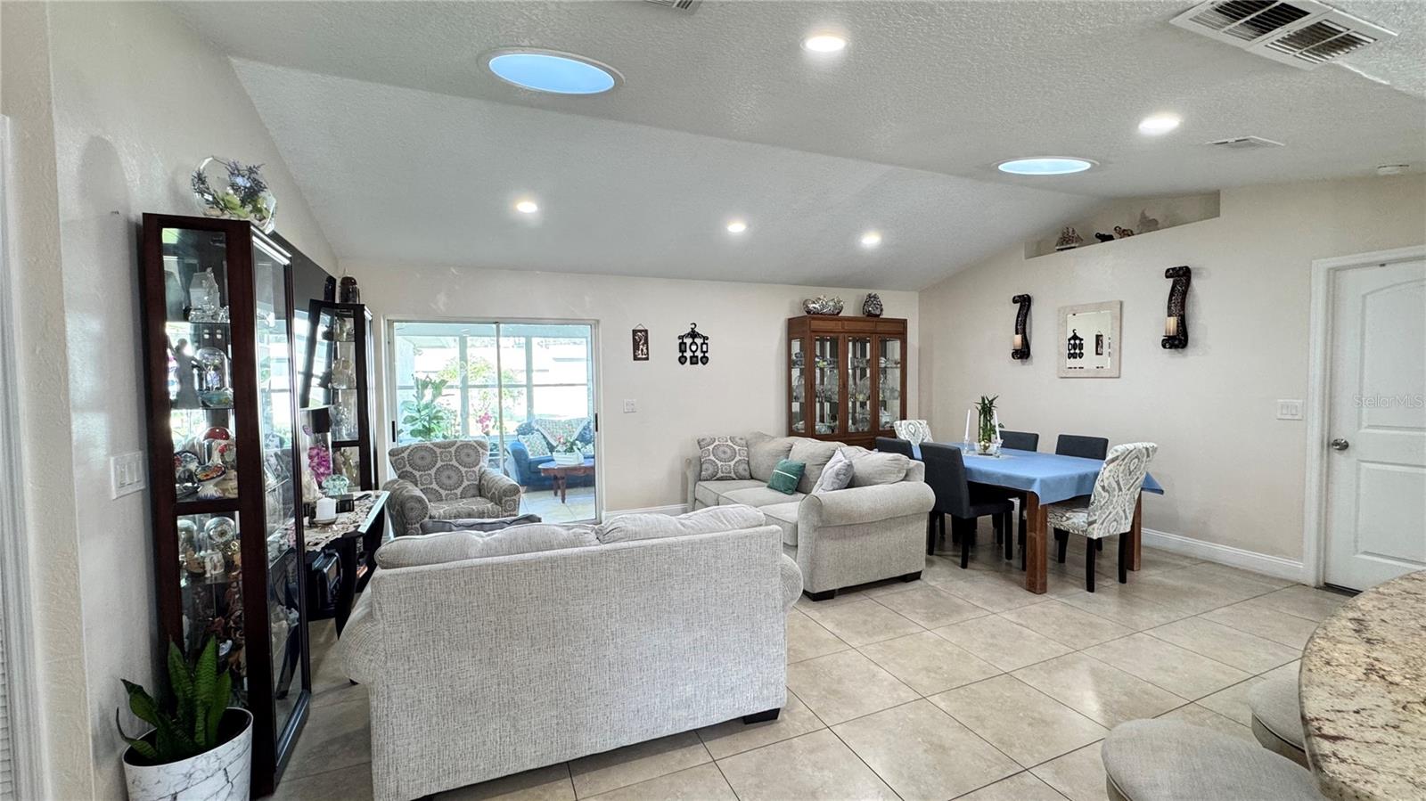 8 Whippoorwill Dr Property Photo 11