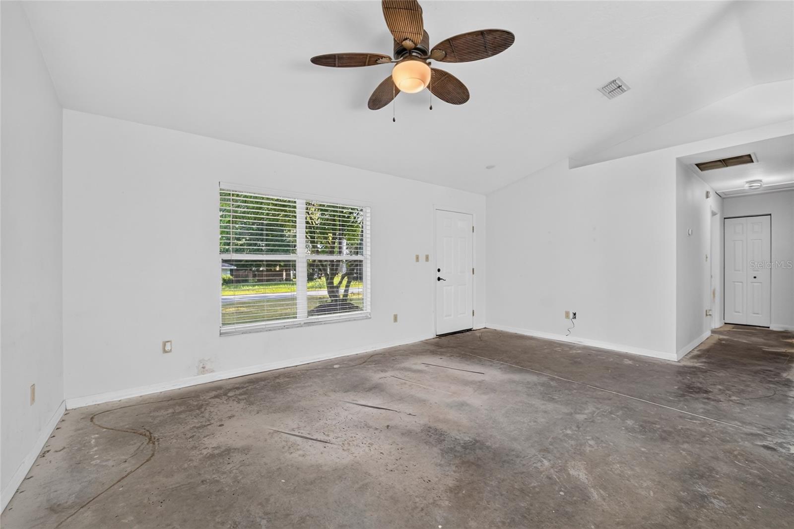 6740 Se 52nd Pl Property Photo 10