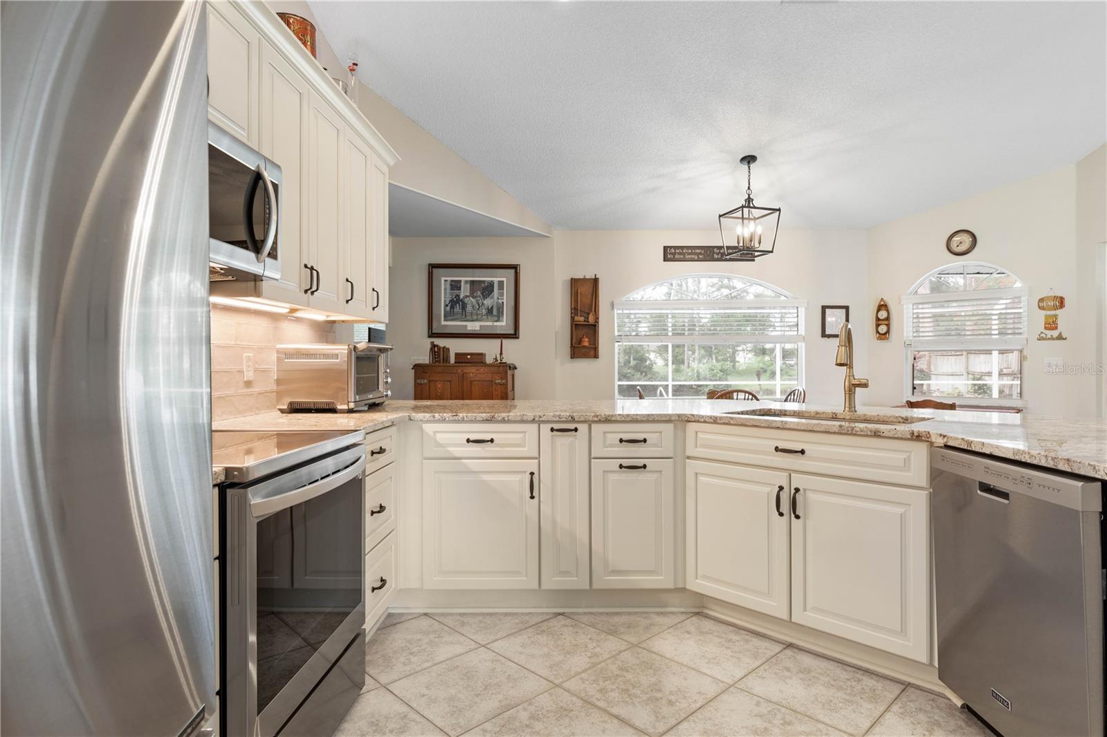 31 Boston Ln Property Photo 9
