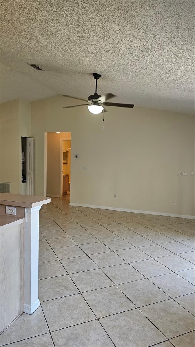 31 Pillar Ln Property Photo 4