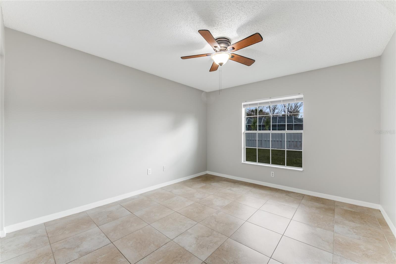 209 Parkview Dr Property Photo 19