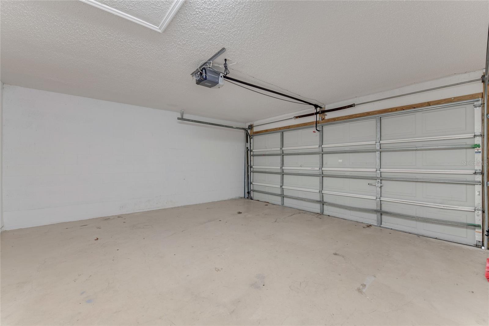 209 Parkview Dr Property Photo 23