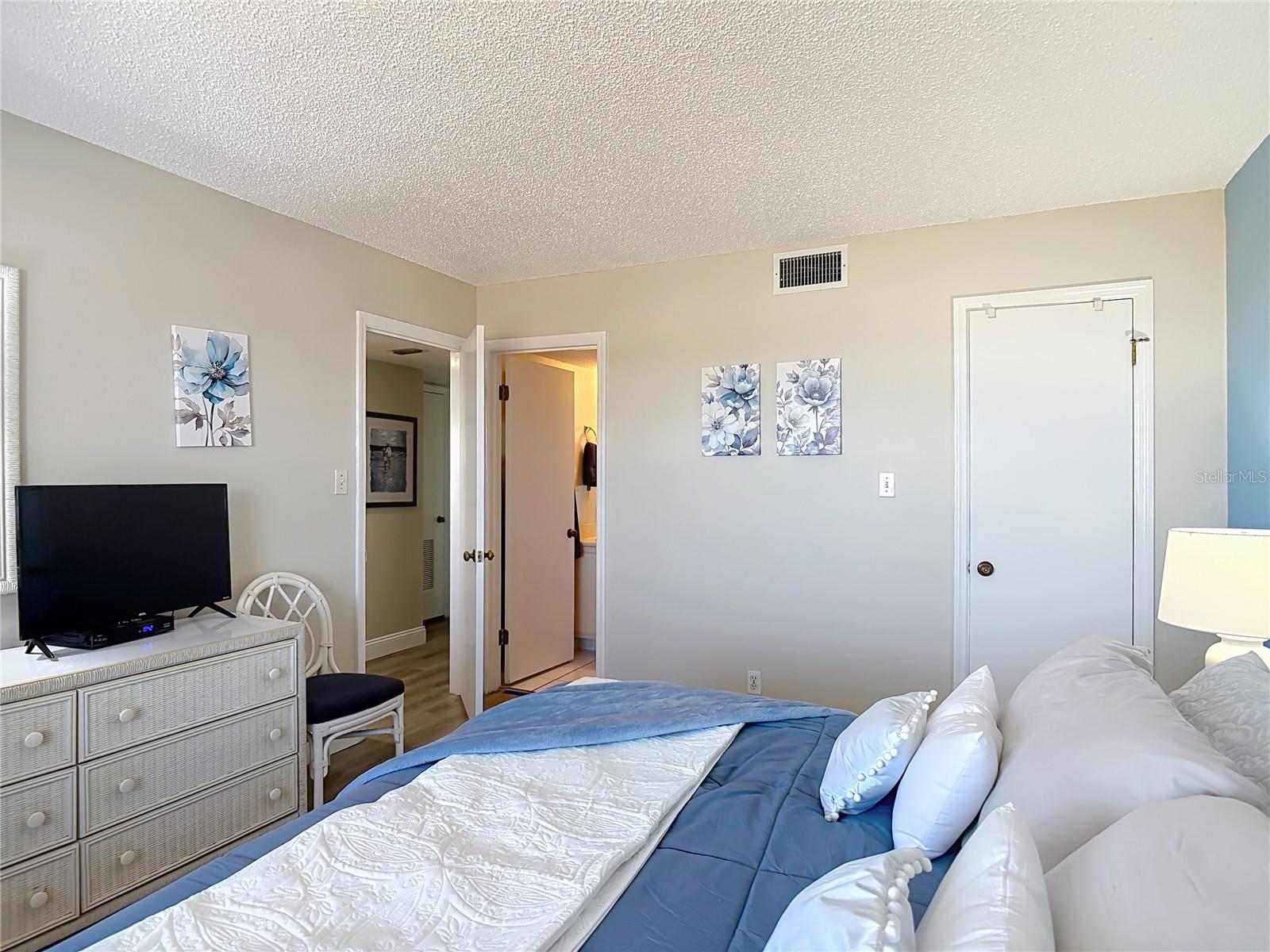 2700 Ocean Shore Blvd #514 Property Photo 19