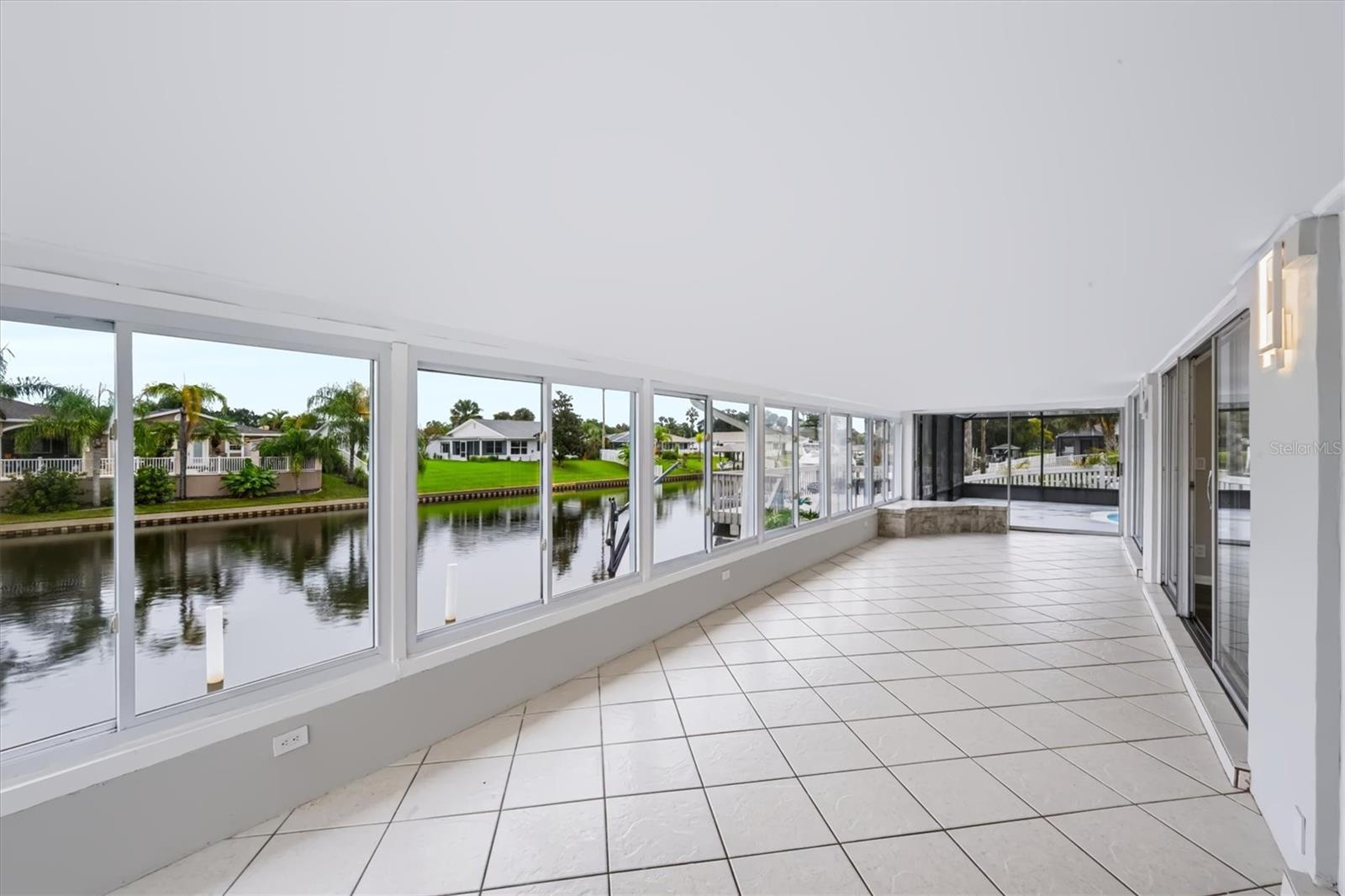 9 Castle Ct Property Photo 61