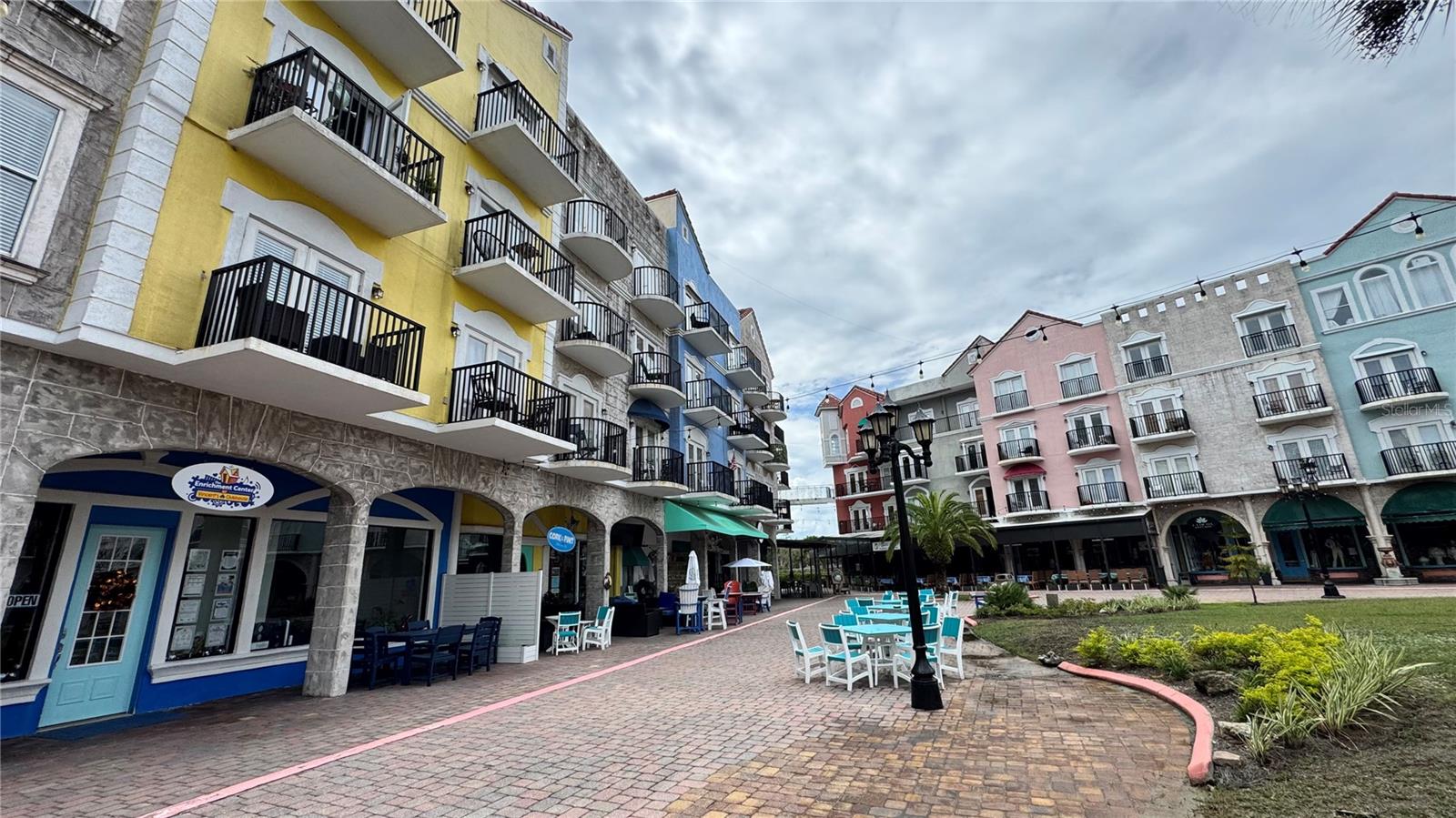 101 PALM HARBOR PKWY #B223 Property Photo 1