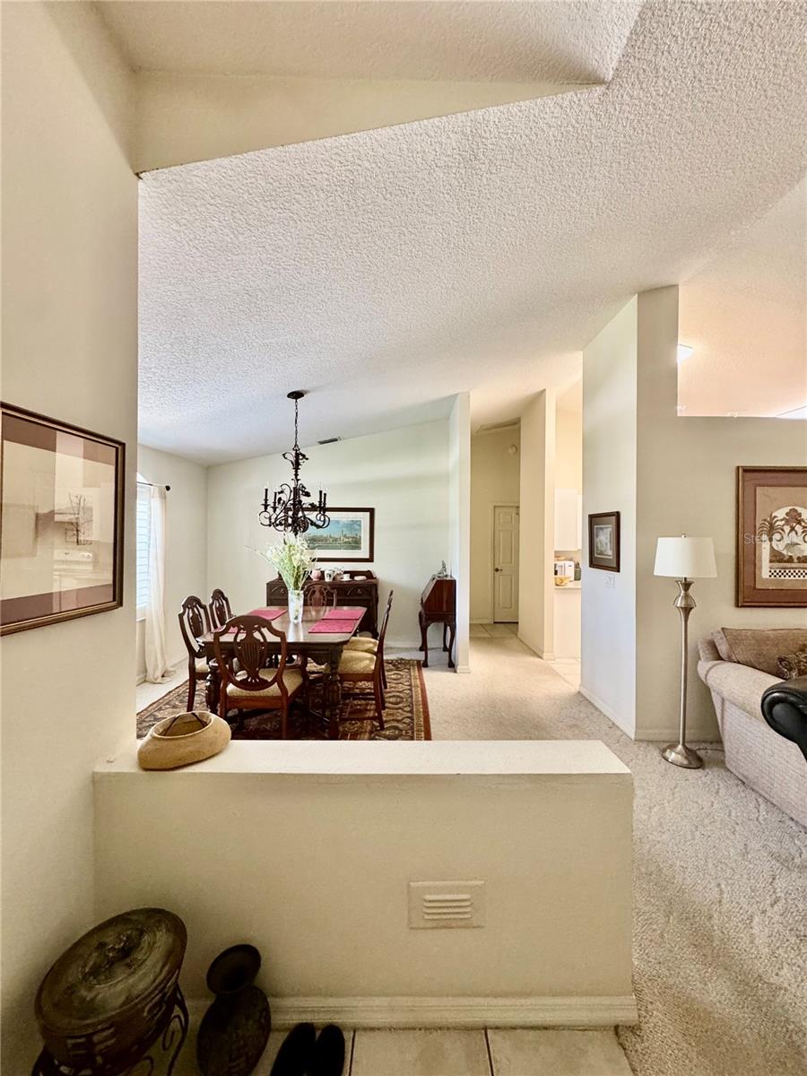 3 Felwood Ln Property Photo 6