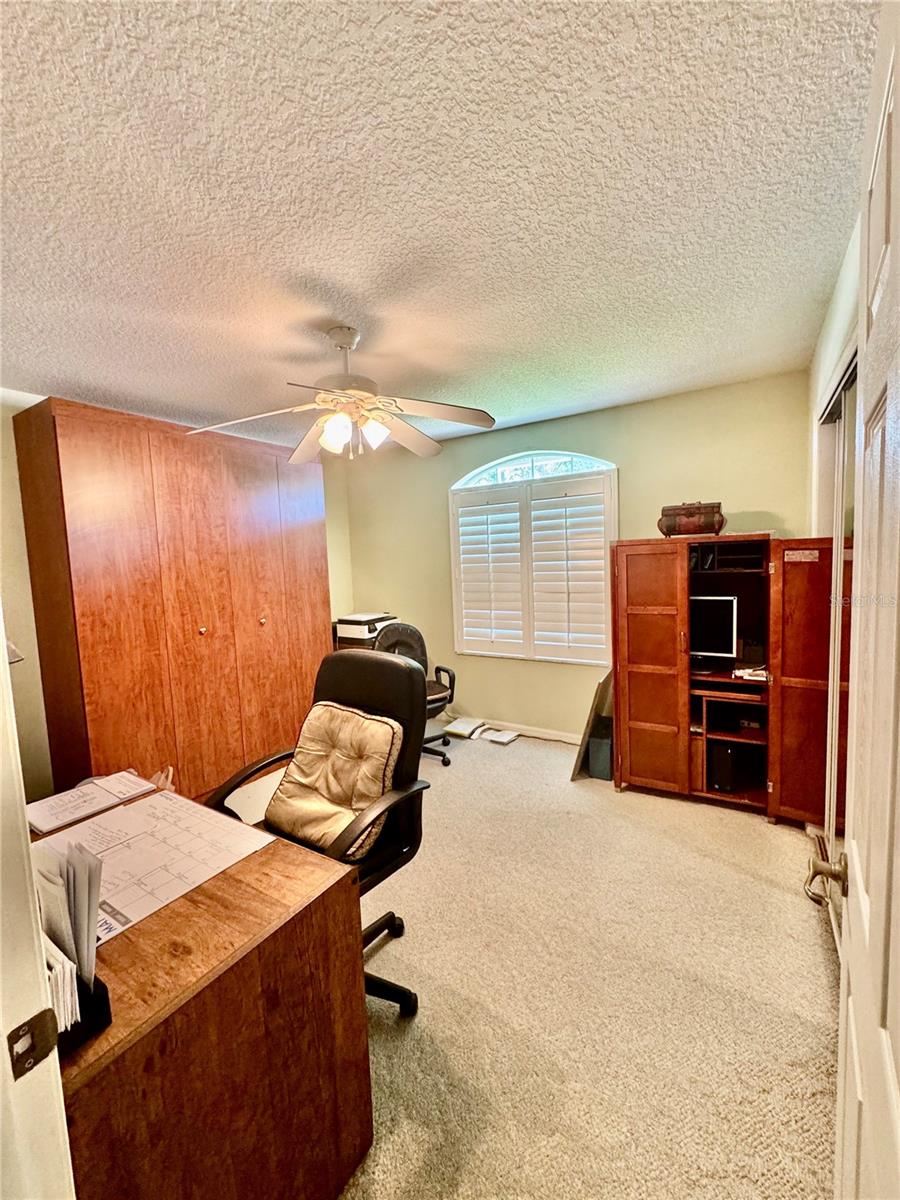 3 Felwood Ln Property Photo 12