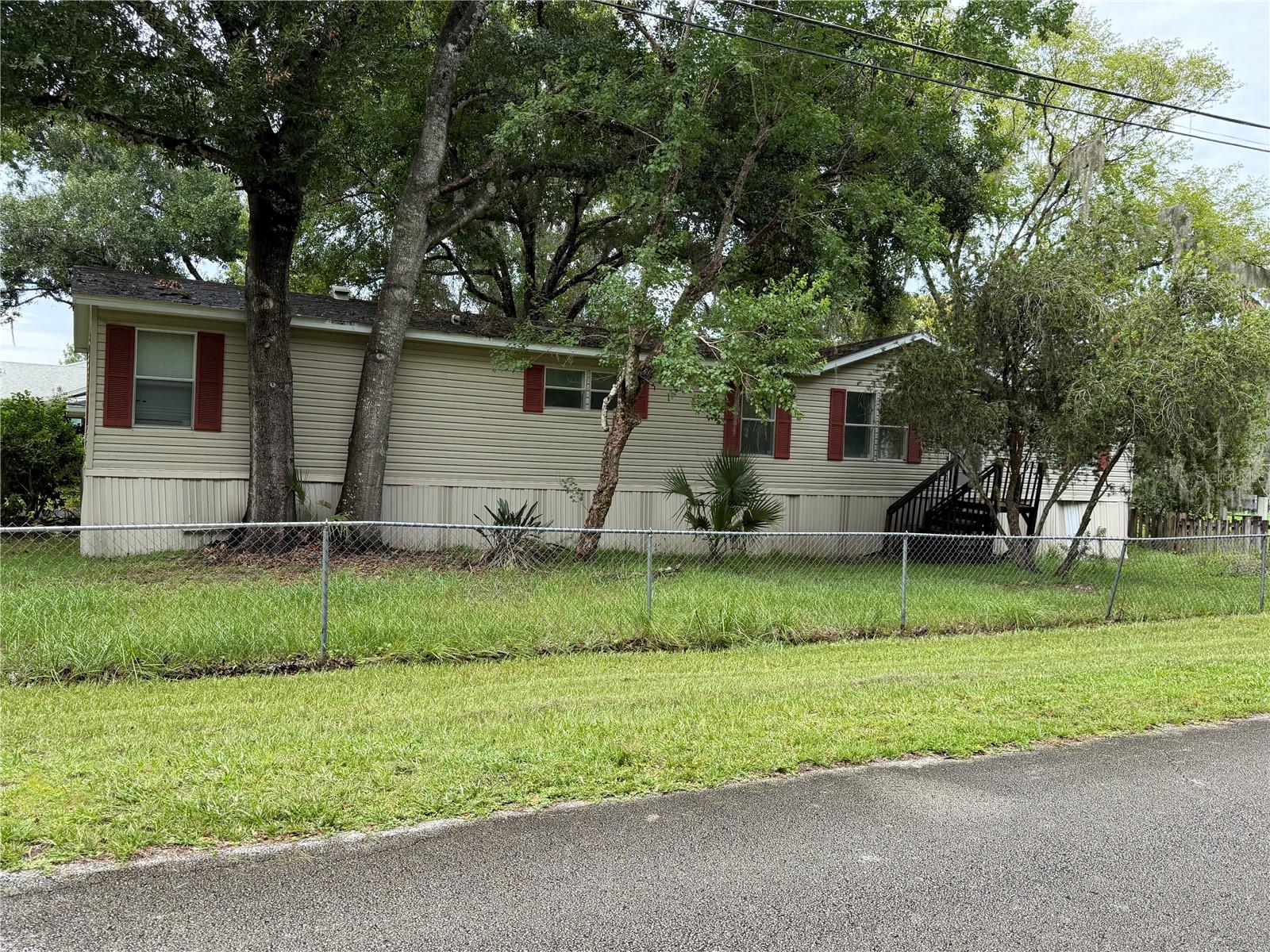 55616 Lee St Property Photo 1