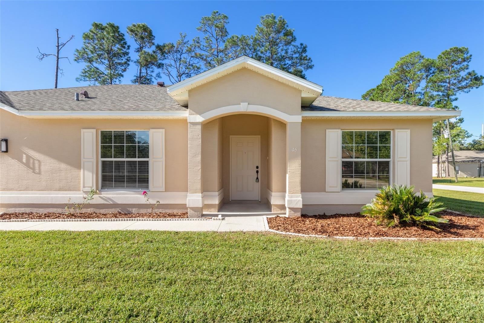 46 Rickenbacker Dr Property Photo 3