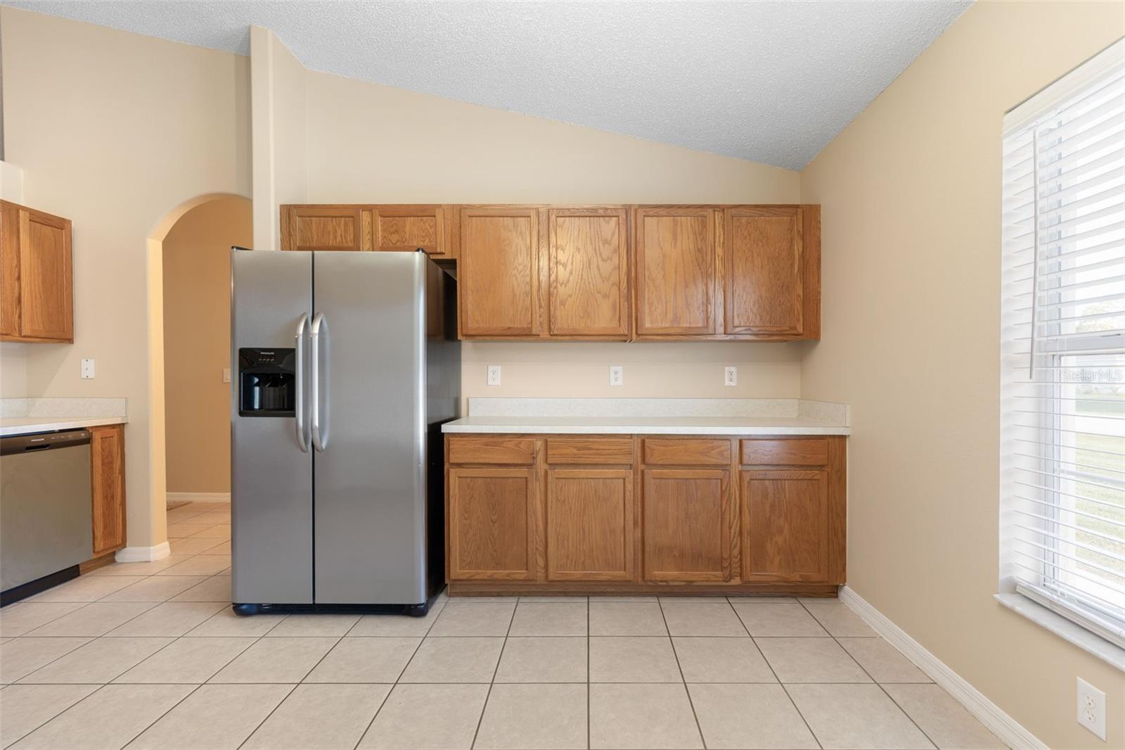 46 Rickenbacker Dr Property Photo 13