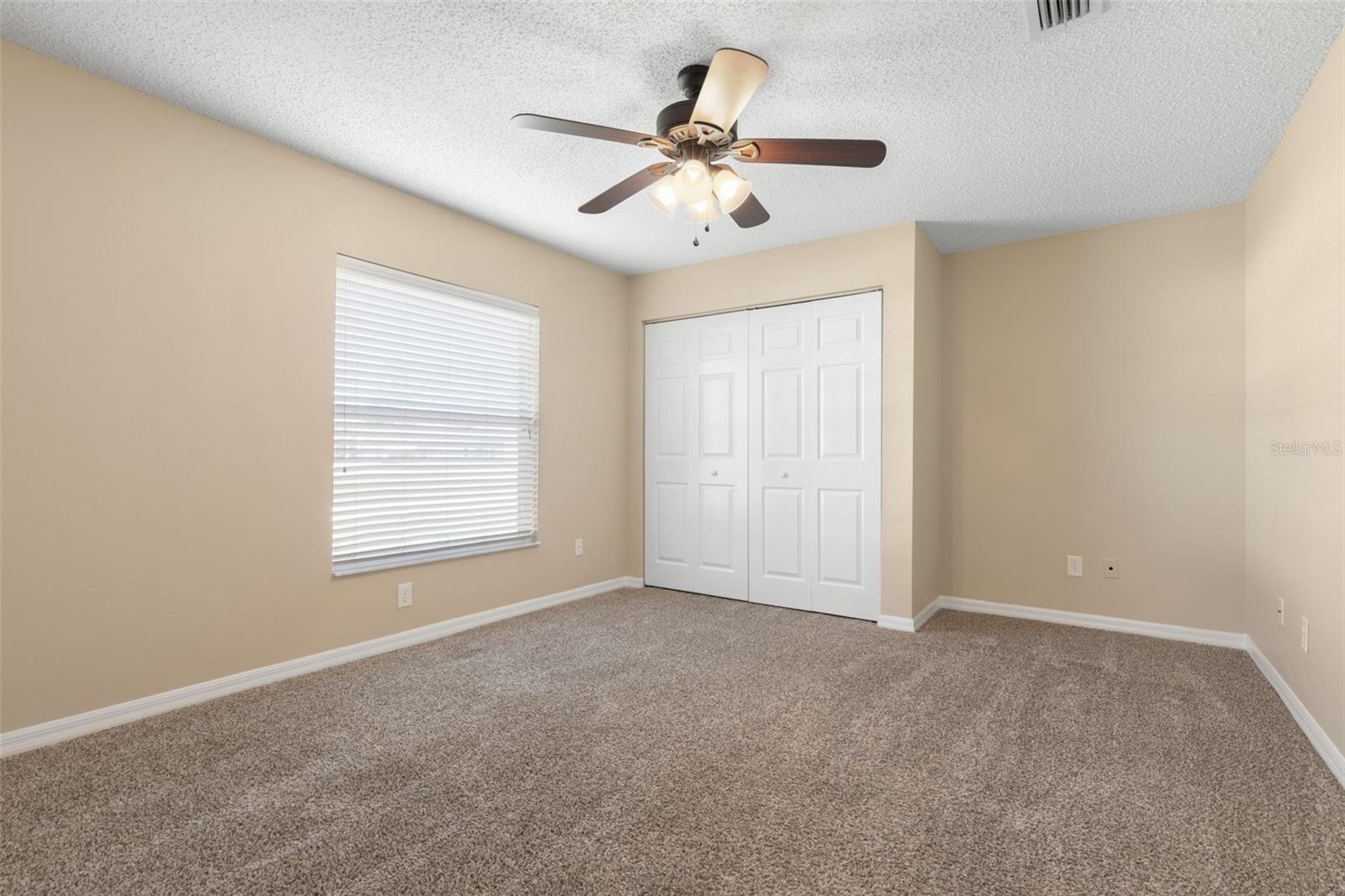 46 Rickenbacker Dr Property Photo 26