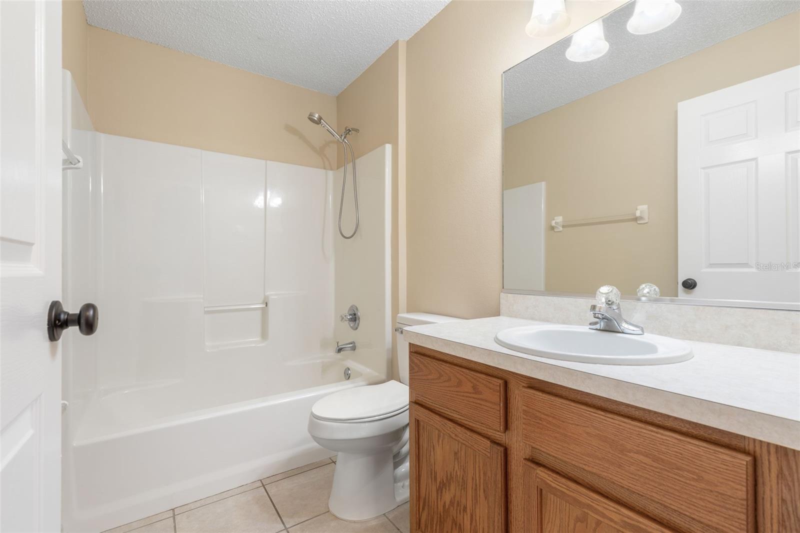 46 Rickenbacker Dr Property Photo 29