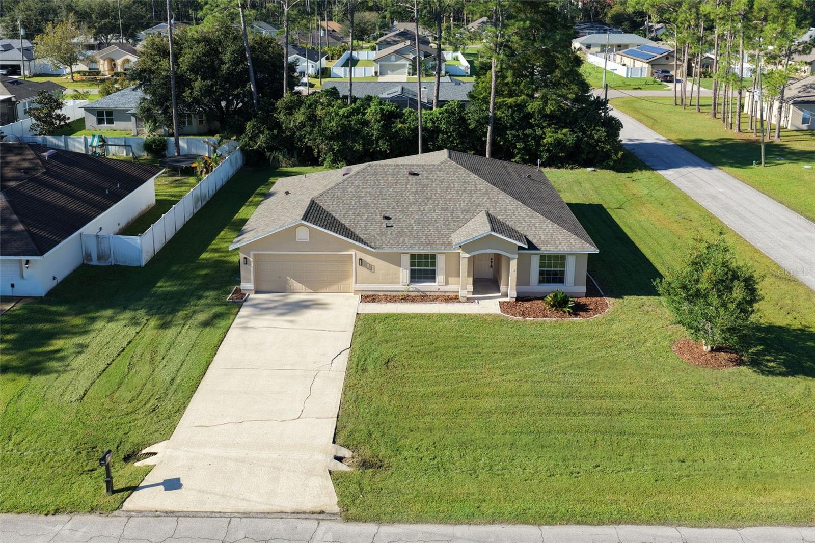 46 Rickenbacker Dr Property Photo 44
