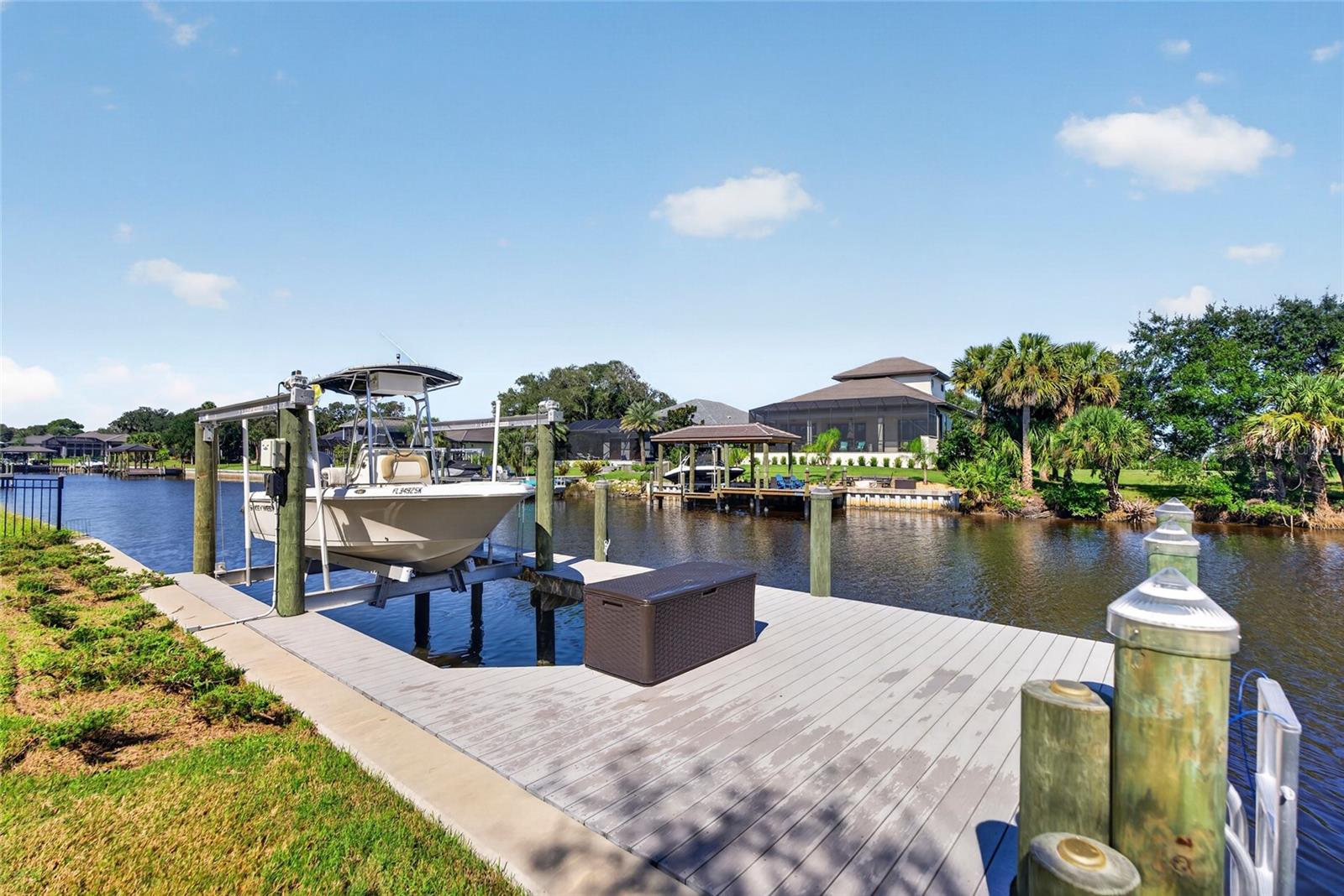 121 Seaside Pt Property Photo 35