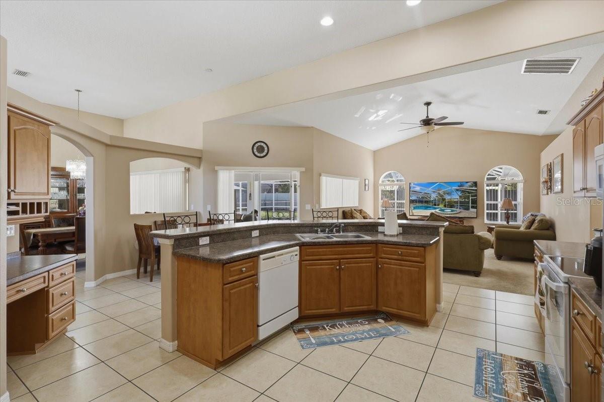 22 Bassett Ln Property Photo 18