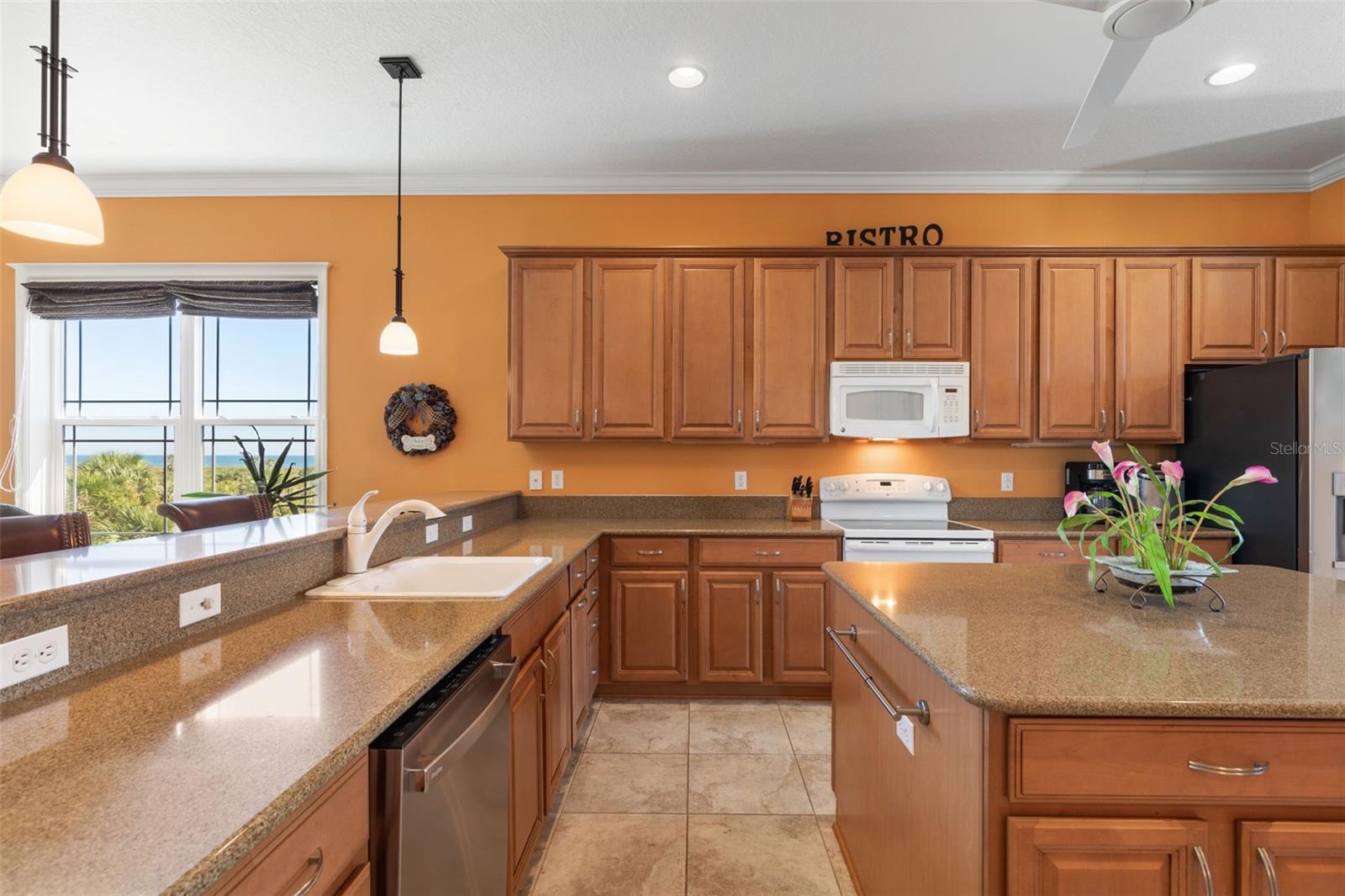 9 Deerwood St Property Photo 12