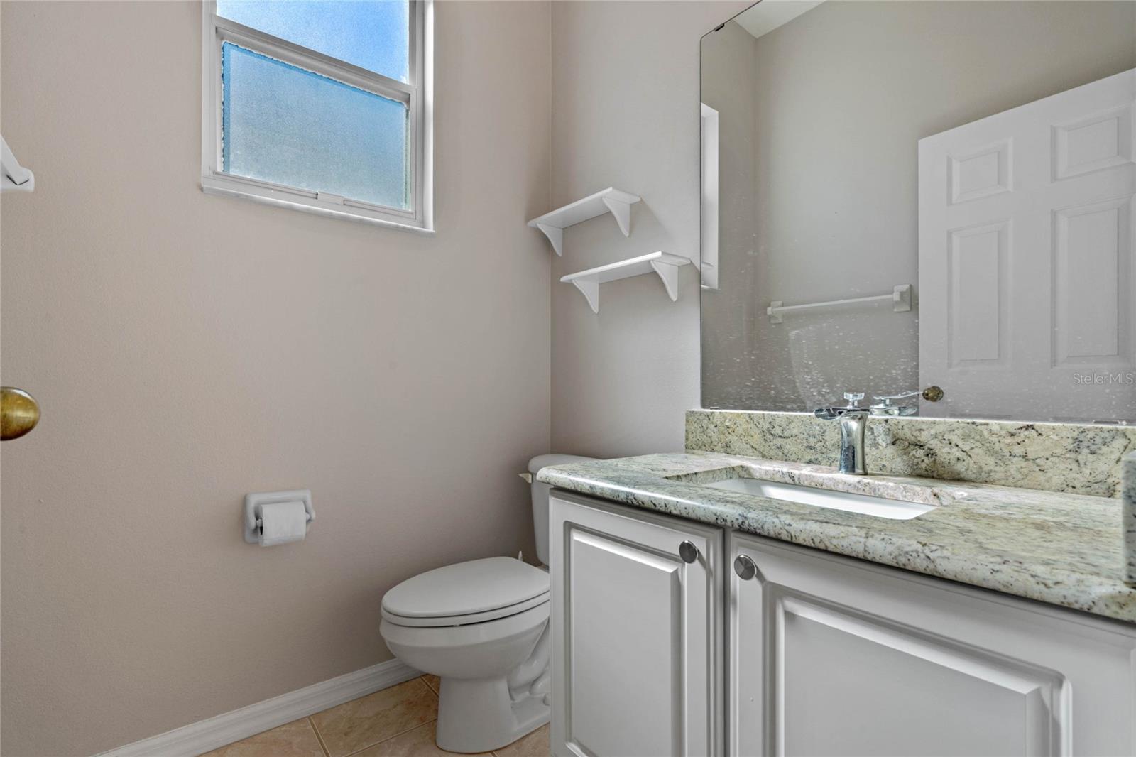 5020 Sawgrass Lake Circle Property Photo 8