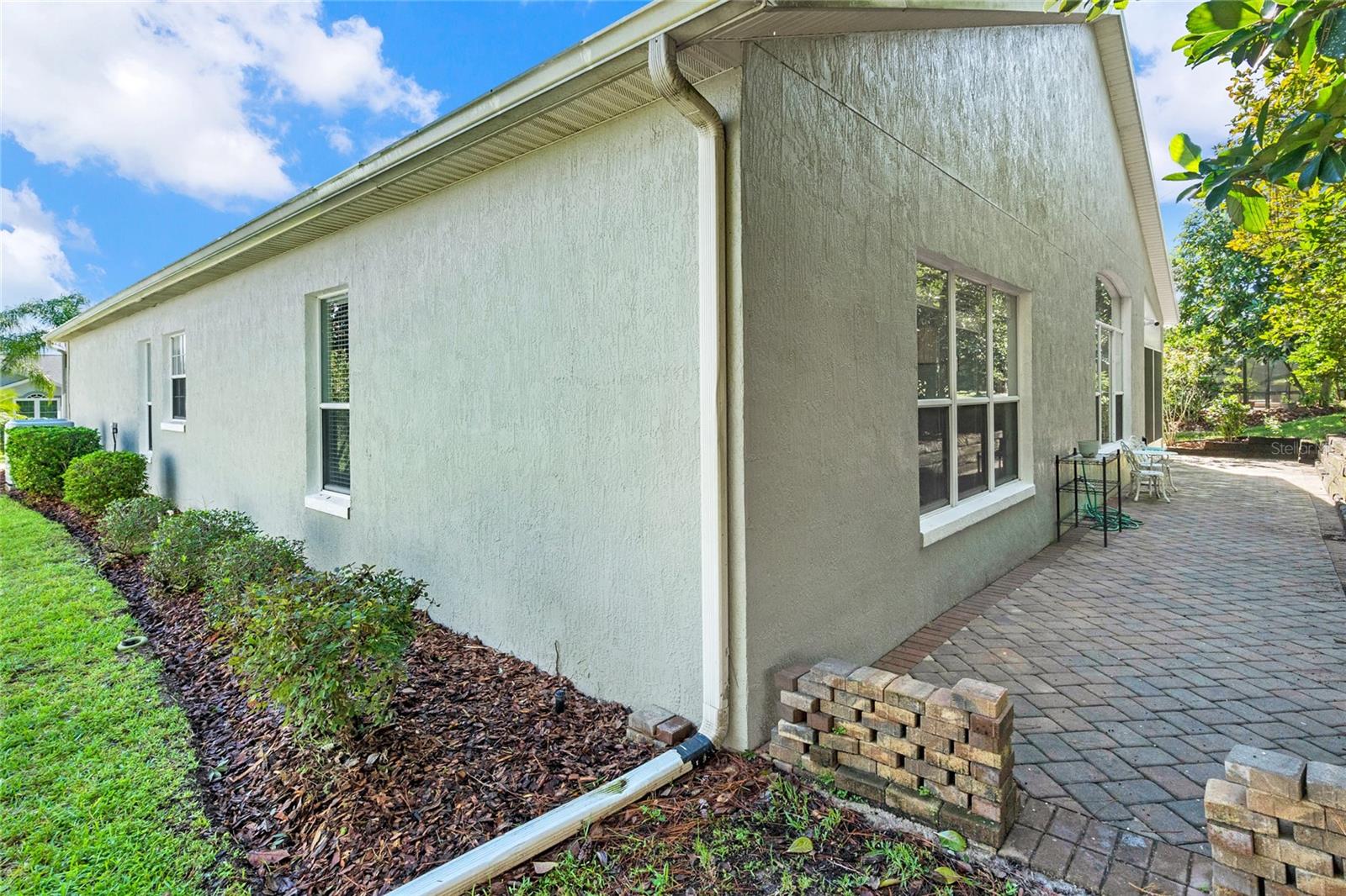 5020 Sawgrass Lake Circle Property Photo 27