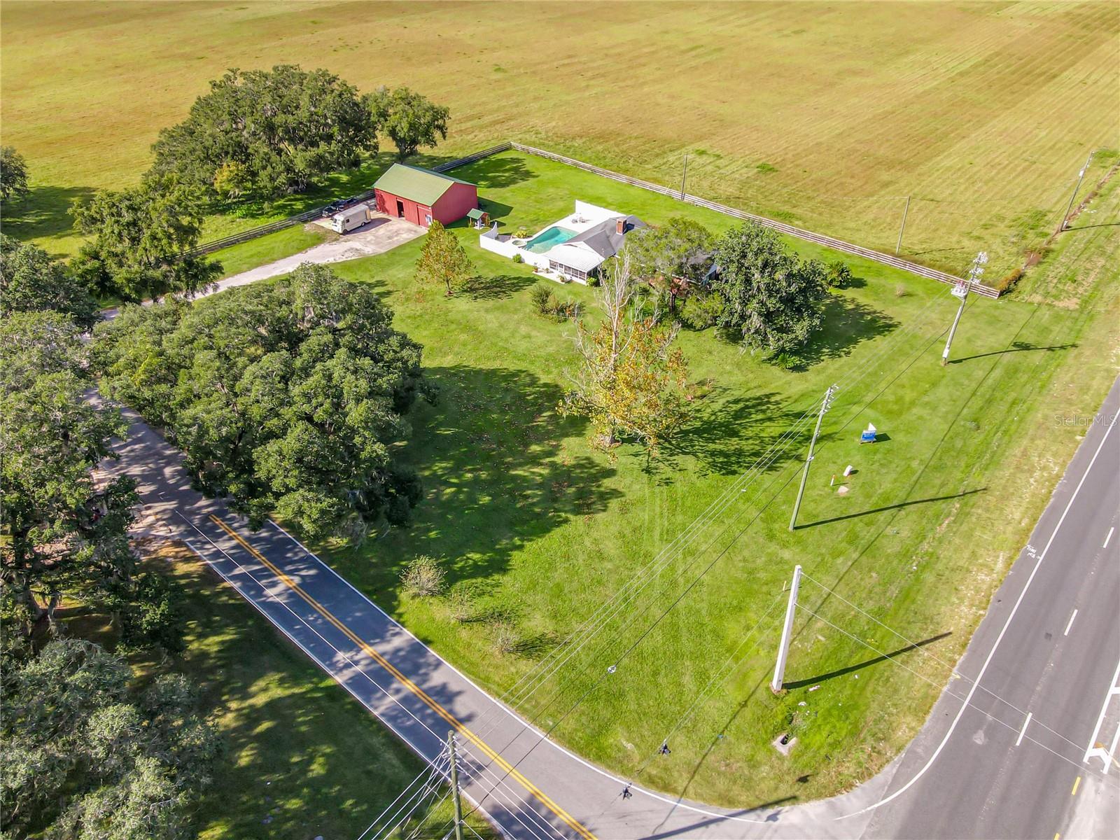 10038 N Us Highway 301 Property Photo 1