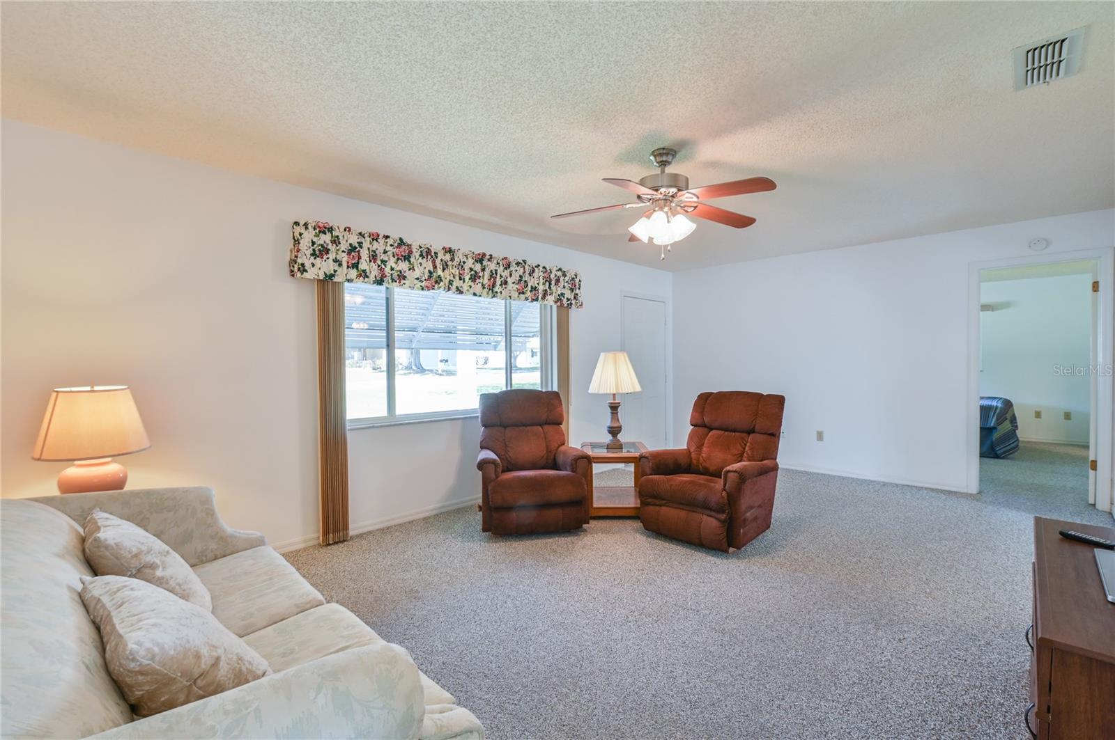 17585 Se 107th Court Property Photo 9