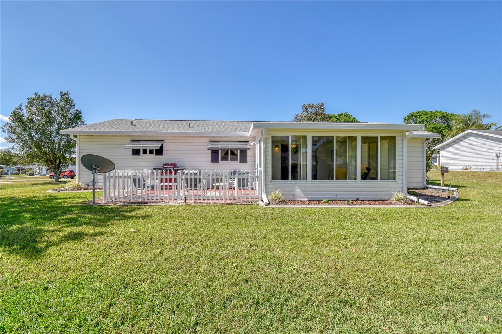 17585 Se 107th Court Property Photo 40