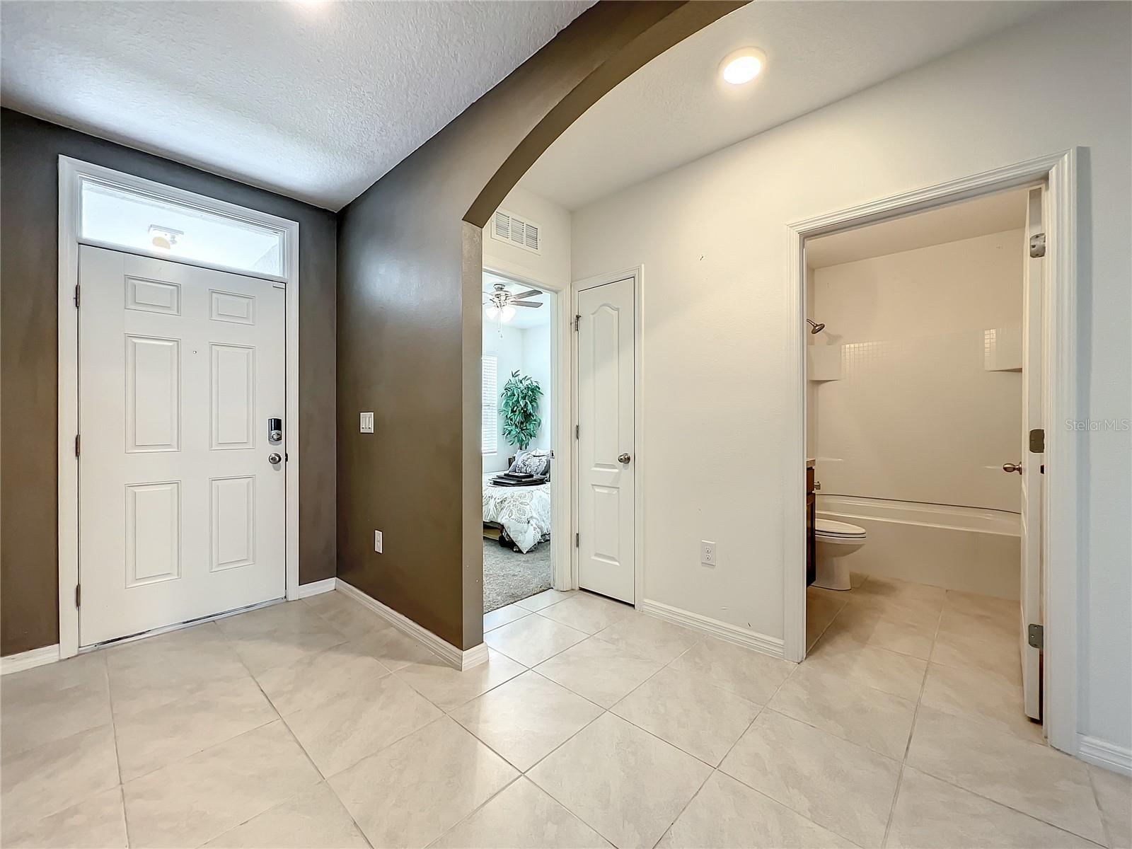 10547 Burlwood Dr Property Photo 9