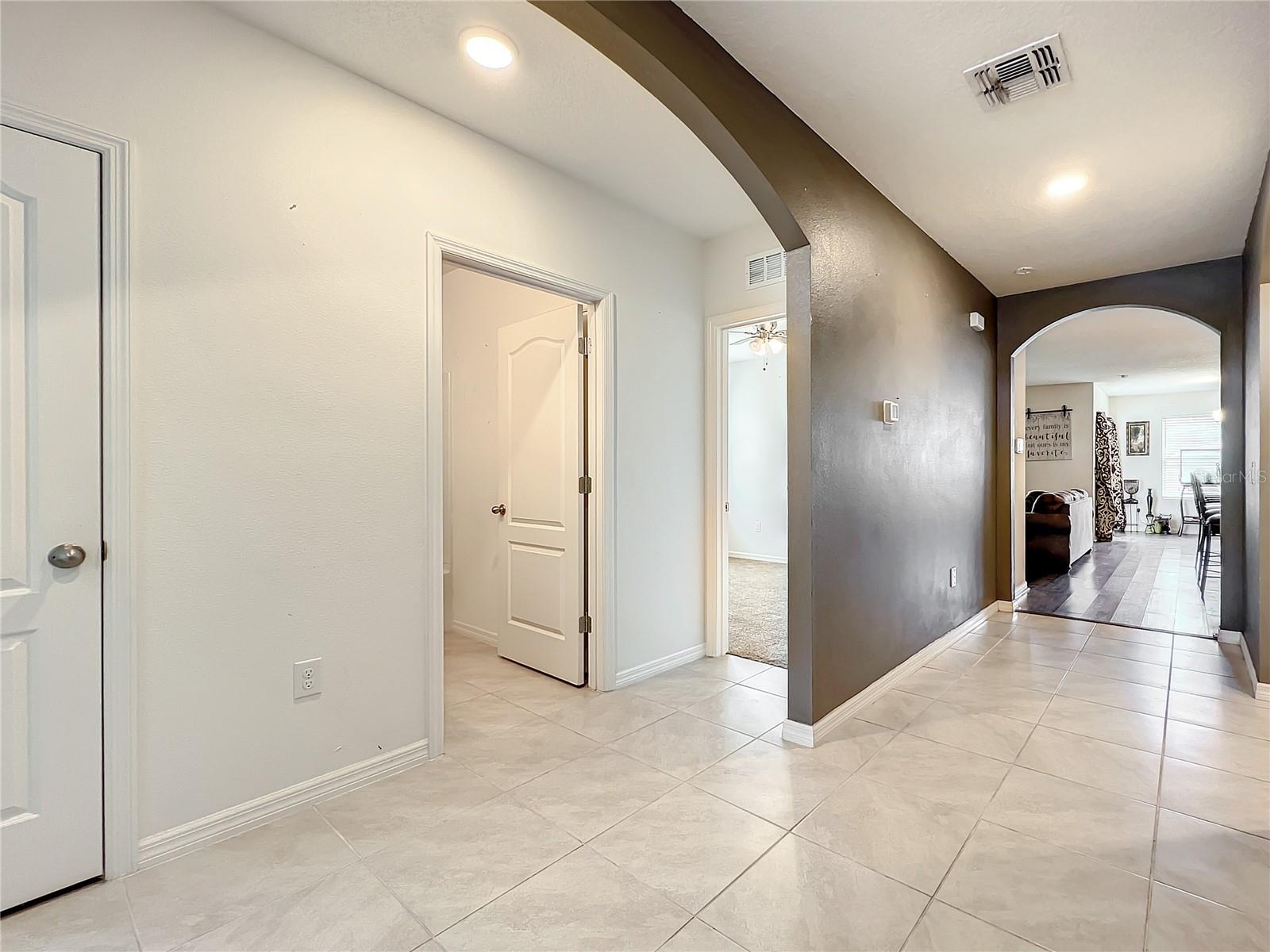 10547 Burlwood Dr Property Photo 10