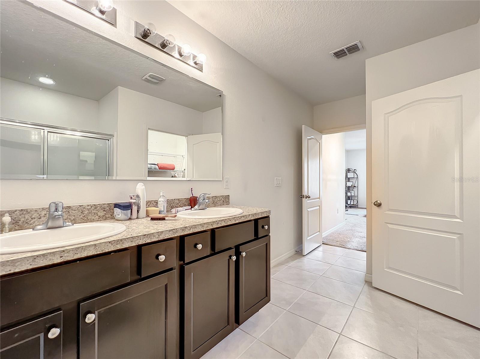 10547 Burlwood Dr Property Photo 34